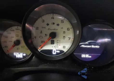 2017 Porsche Macan Turbo z USA, uszkodzony, nr VIN WP1AF2A52HLB60897